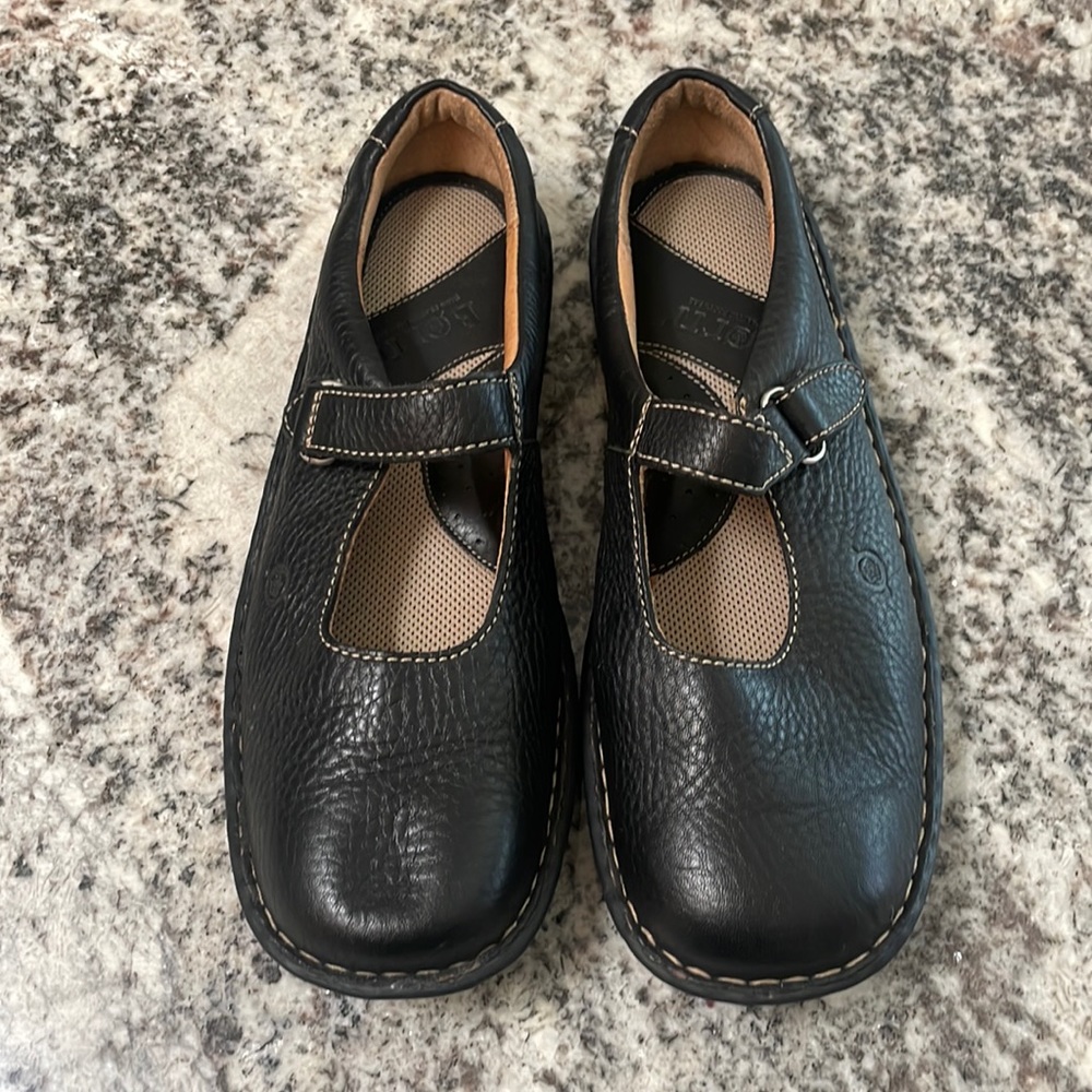 Born Women’s Leather Shoe Size 10/42
